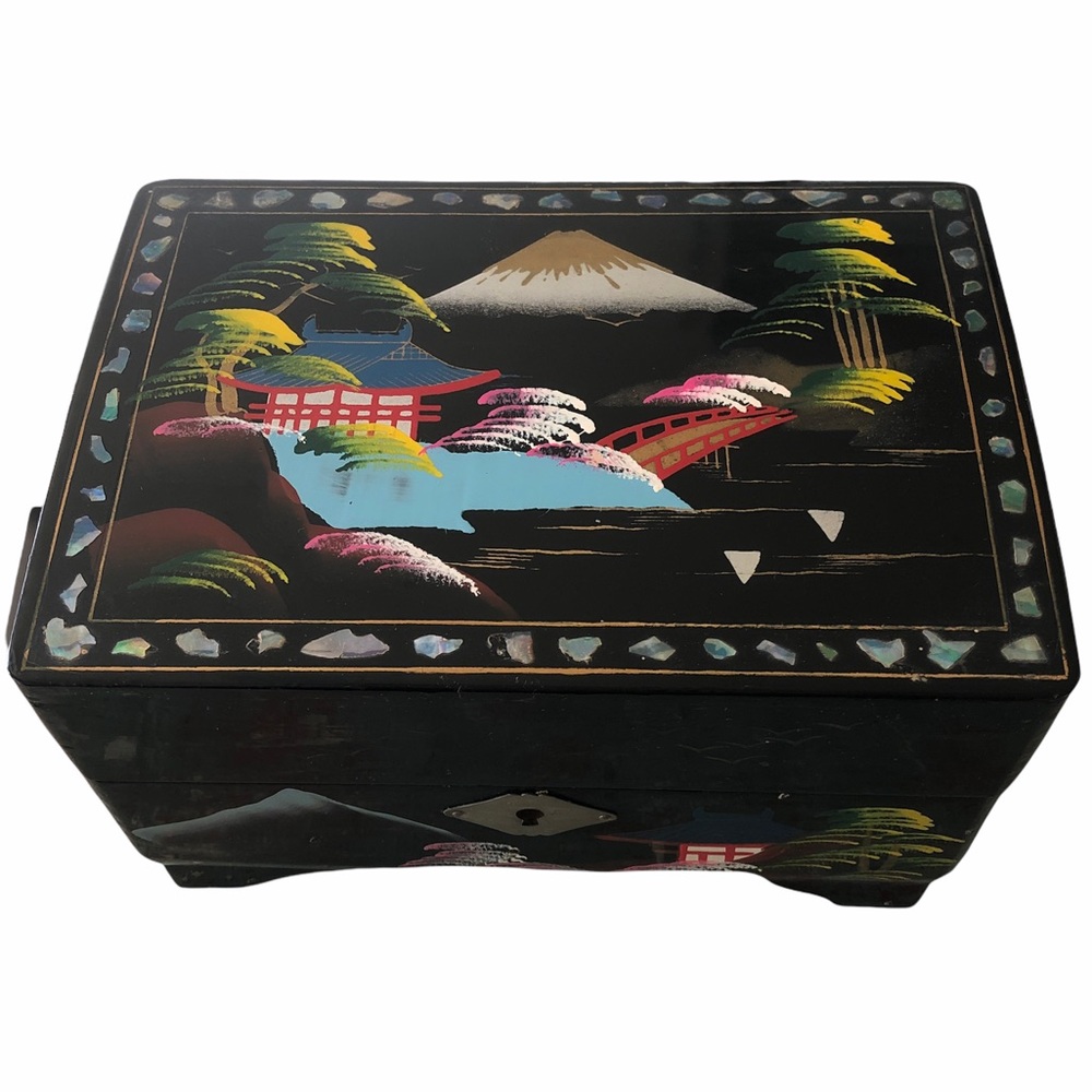 JAPANESE JEWELRY BOX 1940’s Mt Fuji